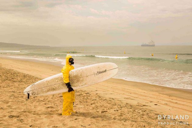 HAZMAT Surfing - фотограф ни показва как може би ще караме сърф след 20 години