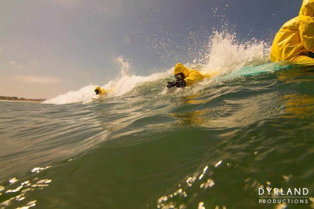 HAZMAT Surfing - фотограф ни показва как може би ще караме сърф след 20 години