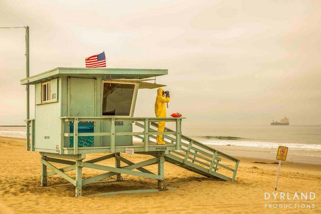 HAZMAT Surfing - фотограф ни показва как може би ще караме сърф след 20 години