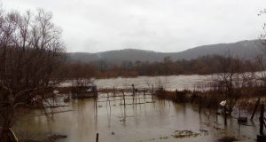 Река Велека излезе от коритото си край село Костѝ, засега няма бедстващи хора