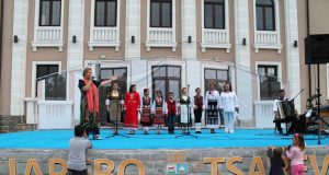 Майсторският клас по народно пеене изнесе концерт в Царево