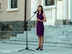 Спектакъл на ансамбъл Българе в Царево откри симпозиума по пчеларство